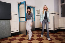 Afbeelding in Gallery-weergave laden, INDIANBLUEJEANS_AW25_90

