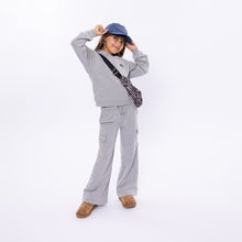 Afbeelding in Gallery-weergave laden, Joggingbroek Wide Leg O56028
